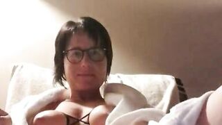 Public orgasm in relaxing room - 11 image