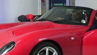 I pumped her in the washroom and this babe squirts like a wench - 3 image