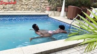 Christmas and New Year Vacation on a swimming pool sex - 5 image