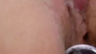 Phat pussy squirting... - 5 image