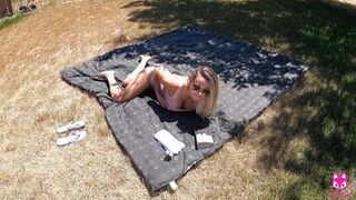 I got creampied in my front yard - Brooke Foxxx - POV, Cumshot, Babe - 4 image