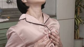 Six Shots Creampie Copulation Without Pulling Out Reiko Seo - 2 image