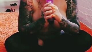 SQUIRTING HOT TATTOOED BLONDE JOI - 3 image
