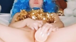 Horny Malvina masturbates until she squirts