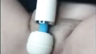 Squirting and creaming like crazy!