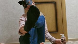 Best footjob on the floor