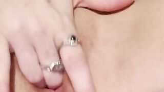 Shes finger copulates herself and squirts twenty times - 2 image