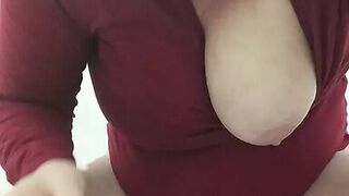 Hot stepmom squirts in the toilet - 1 image