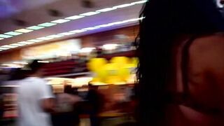 Watch this Spanish MILF have a public squirtfest and get off like a fountain