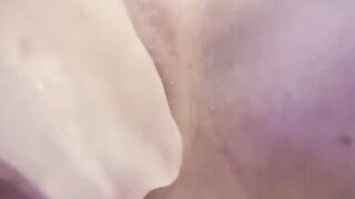 Sexygamermomma's wet talk leads to multiple squirts during a kinky 3-way call - 7 image
