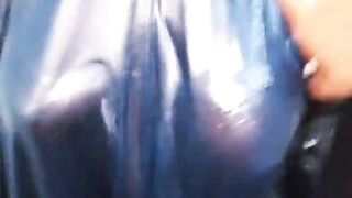 Sexyrita's first BBC experience: Squirting and creaming in a bathtub
