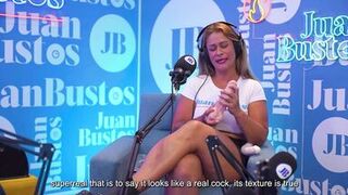 Watch Kata Sanchez squirt uncontrollably while getting pounded by a vibrating machine - Juan Bustos' solo show - 4 image